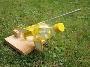 ペットボトルロケット発射m.JPGのサムネイル画像